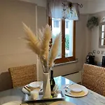 Вилла Noa Jacuzzi & Sauna *